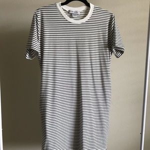 Striped, cotton, t-shirt dress (with pockets!!)